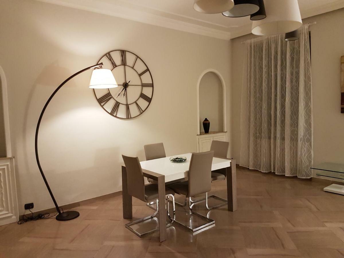 Giuria 35 - Elegante Ed Accogliente Nei Pressi Del Valentino Apartman Torino Kültér fotó